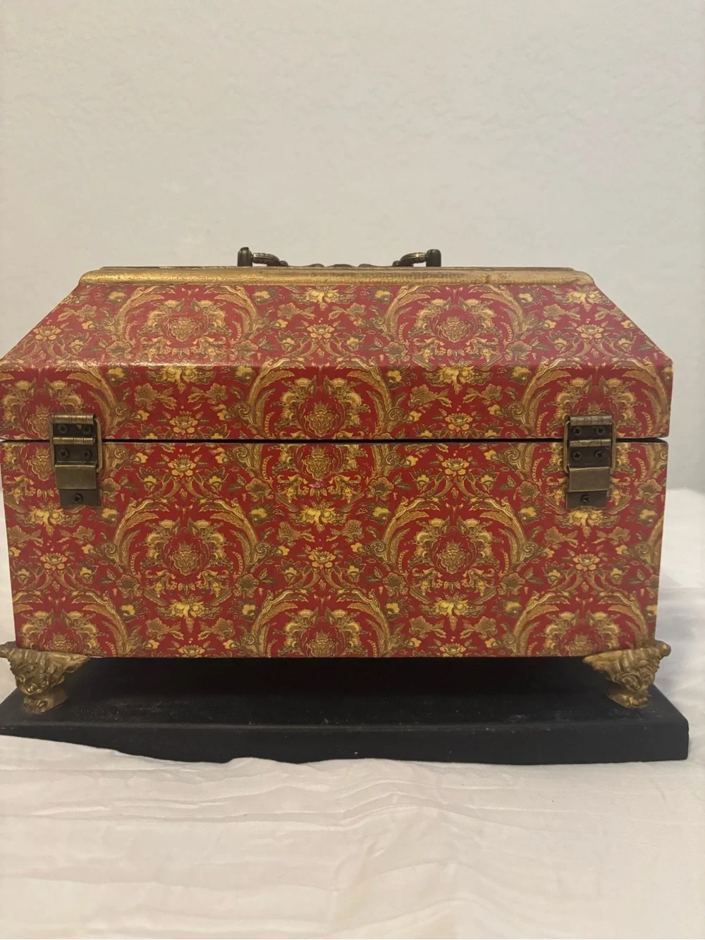 Vintage Court Raymond Waites Hinged Storage Box 10”tall, 12”wide, 6”deep